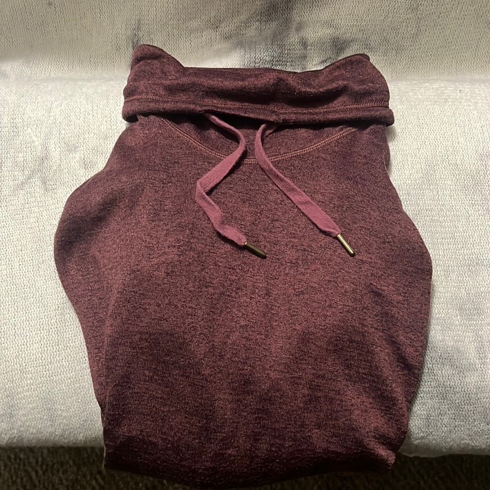 Old Navy Active Cowl Neck Long Sleeve Shirt